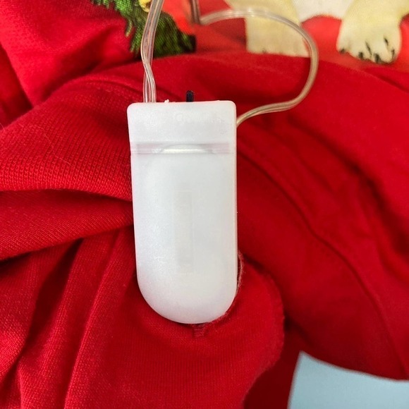 Fifth Sun Christmas Holiday Dogs Cats Light UP Crewneck Sweatshirt Unisex Size L - Picture 17 of 17